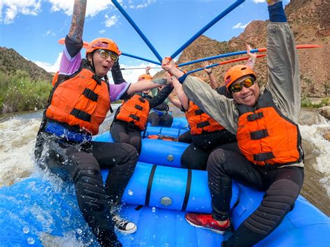 What Shoes to Wear White Water Rafting | Echo Canyon River Expeditions