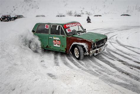 Why are some Russians obsessed with Lada? - Russia Beyond