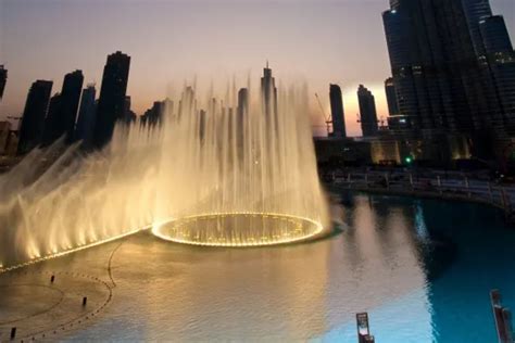 The Dubai Fountain - The Best Things To See and Do