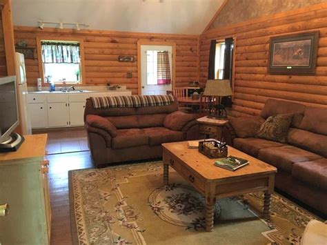 Mark Twain Lodging, Cabins, Alton, United States of America | Glamping Hub