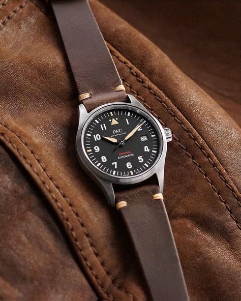 Brown Horween Classic Vintage Watch Band | B & R Bands