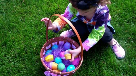 Easter Egg Hunt (WK 65.2) - YouTube