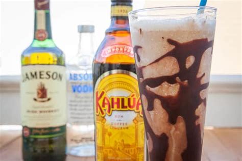 Kahlua Coconut Mudslide | Kahlua Mudslide | Eat the Love