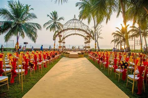 Goa Wedding | Beach Wedding | Real Wedding Inspiration & Ideas from Khushi & Sameer Wedding ...