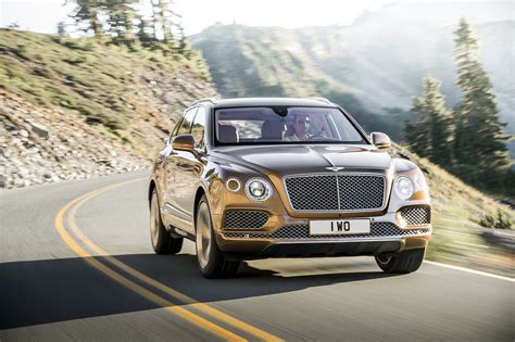 Facts and Photos of Bentley Bentayga SUV