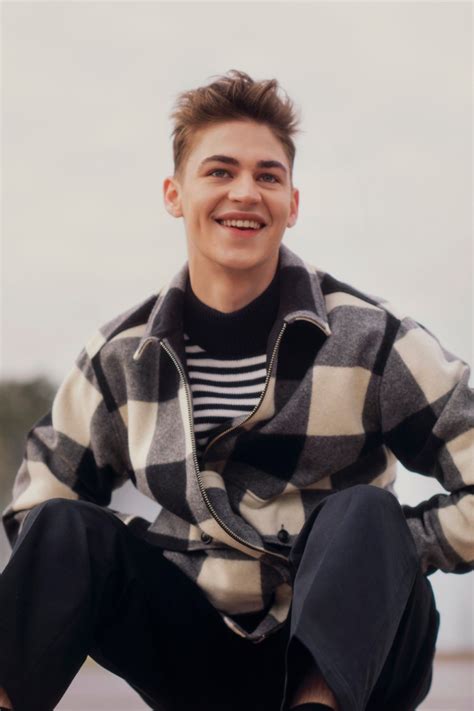 Hero Fiennes-Tiffin, ambassadeur de la collection Automne/Hiver 2019 de ...