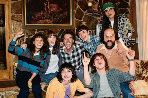 Stranger Things Director Shares Behind-the-Scenes Look at Season 4