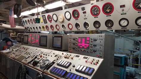 So how about the engine room of an actual steam ship? : pics