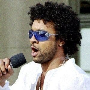 Shaggy - Bio, Facts, Family | Famous Birthdays