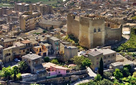 Naro, Agrigento Sicilia | Agrigento, Beautiful places in the world, Southern italy