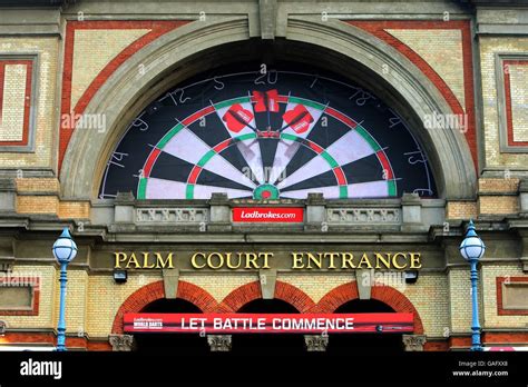 Darts - Ladbrookes.com PDC - World Darts Championship - Alexandra ...