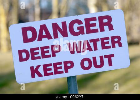 Danger Deep Water, Keep Out Warning Signs Stock Photo: 7015530 - Alamy