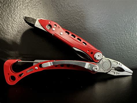 Leatherman Skeletool RX - UsedMultiTool.com