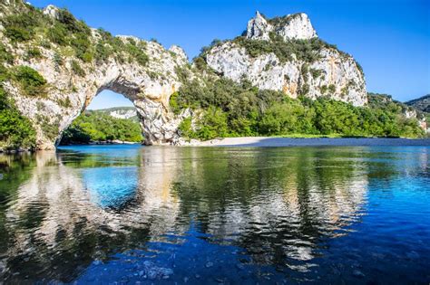 Joies (et risques) du canoë en Ardèche méridionale - Temps Libre ...