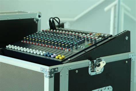 Rack Case with Audio Mixer and Rear Access Door – Armor Road Cases