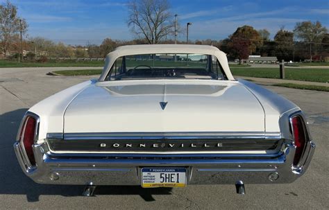 1964 Pontiac Bonneville | Connors Motorcar Company