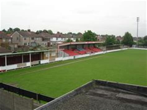 Lower Mead stadium, ex home of Wealdstone FC | London Football | Pinterest | 1970s, Wealdstone ...