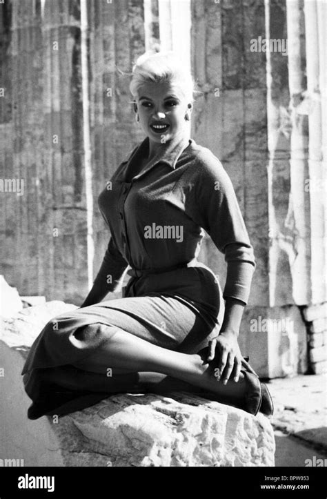 JAYNE MANSFIELD ACTRESS (1957 Stock Photo - Alamy