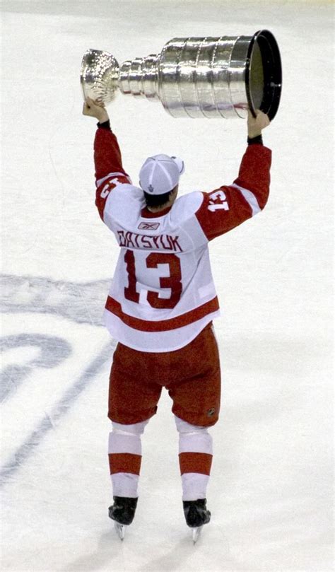 Pavel Datsyuk - Celebrity biography, zodiac sign and famous quotes