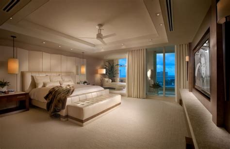 10 Relaxing Bedrooms That Bring Resort Style Home