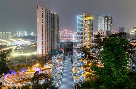 Night At The Entrance Of Xiamen Health Trail No. 1 Picture And HD Photos | Free Download On Lovepik