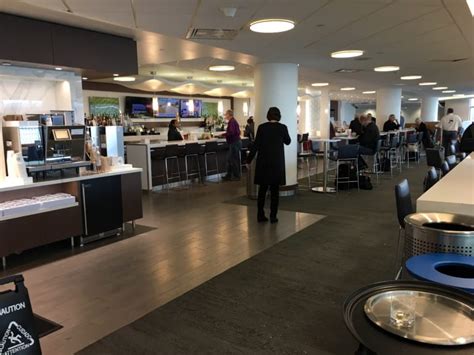 MSP: Delta Air Lines Delta Sky Club Reviews & Photos - Terminal 1 ...