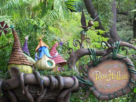 Pixie Hollow Fairy Garden – EPCOT, Disney World, FL | Fairy garden ...