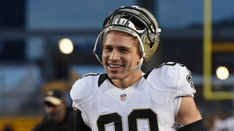 Former All-Pro Tight End Jimmy Graham Hit By Car While Riding Bike: Report | iHeart