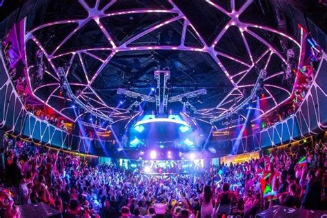 Hakkasan Nightclub is one of the best places to party in Las Vegas