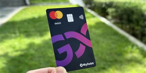 This is GXBank's GX Card and it offers unlimited 1% cashback