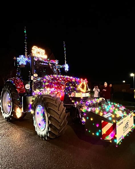 Brackley Christmas Tractor Run – Sign Your Tractor Up!