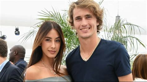 BREAKING: Ex-girlfriend of Alexander Zverev pregnant with his child!