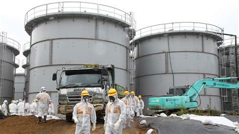 Fukushima readies for dangerous operation to remove 400 tons of spent ...