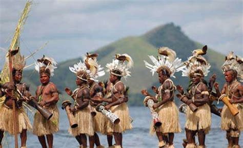 KEINDAHAN PULAU PAPUA - info asik