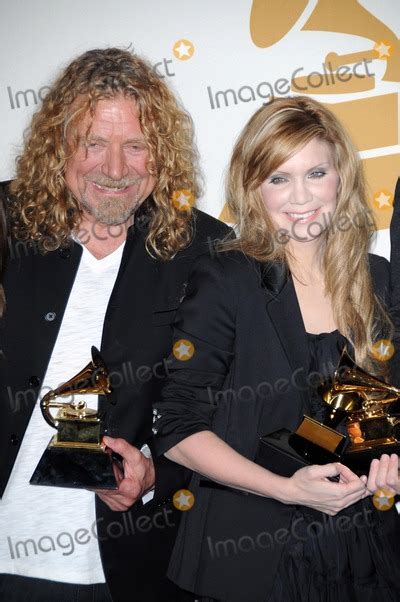 Photos and Pictures - Robert Plant and Alison Krauss in the press room ...