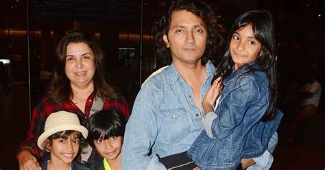 Farah Khan with family Spotted at Mumbai Airport. | CineHub