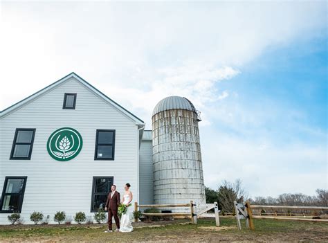 Source Farmhouse Brewery Wedding - Marconi Photography