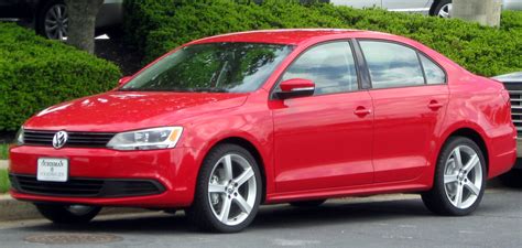 Volkswagen Jetta Red Photo Gallery #8/10