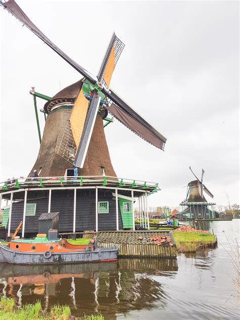 Windmills and Wafels at Zaanse Schans & Volendam - April Everyday