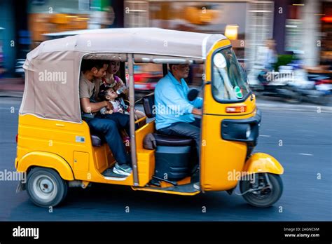 Motorcycle rickshaw hi-res stock photography and images - Alamy