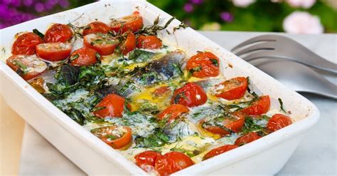 Baked Herring with Cheese and Eggs recipe | Eat Smarter USA