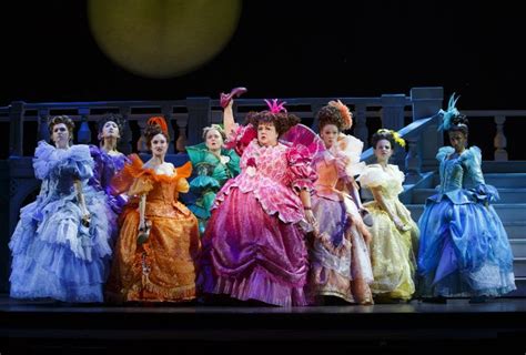 BWW Reviews: Broadway's CINDERELLA Is Dreamy Goodness At TUTS ...