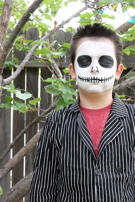 15-Minute Jack Skellington Halloween Makeup - Happiness is Homemade