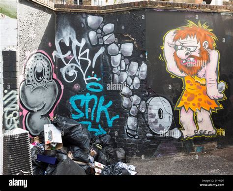 Funny graffiti hi-res stock photography and images - Alamy