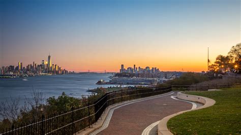 Top 20 Weehawken, NJ condo and apartment rentals from $83/night | Vrbo