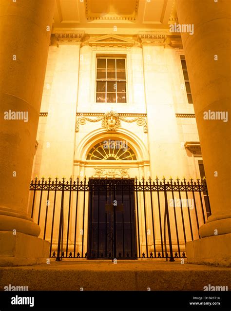 Dublin, Co Dublin, Ireland, Customs House Stock Photo - Alamy