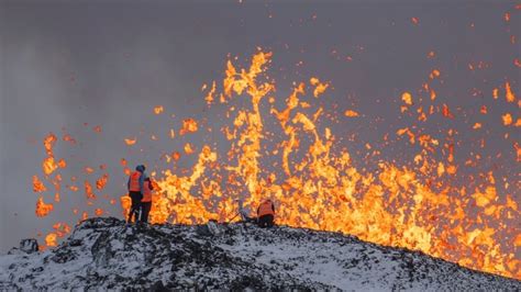 Lava flow from Iceland volcano continues to slow, may bypass evacuated ...