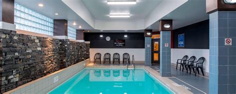 Hotel with Pool Edmonton | Four Points by Sheraton Edmonton South