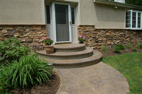 Pin by Beth Maurer on stamped concrete | Patio steps, Outdoor stairs ...