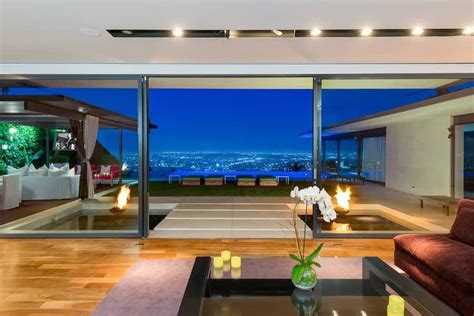 Actor Matthew Perry Is Selling His Glamorous Hollywood Hills Mansion | Observer